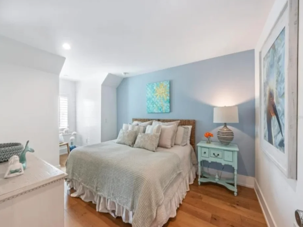 Walk to Beach Canal-Front Retreat in Anna Maria Island